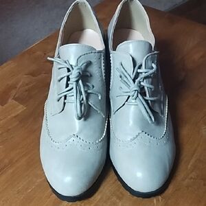 Elegant Gray Women's Oxford Shoes